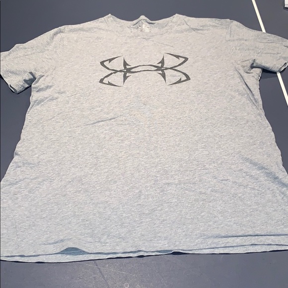 Under Armour Other - Under Armour T-shirt